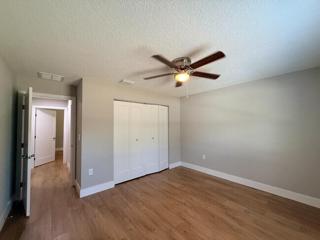 Building Photo - 2186 W G Martinelli Blvd