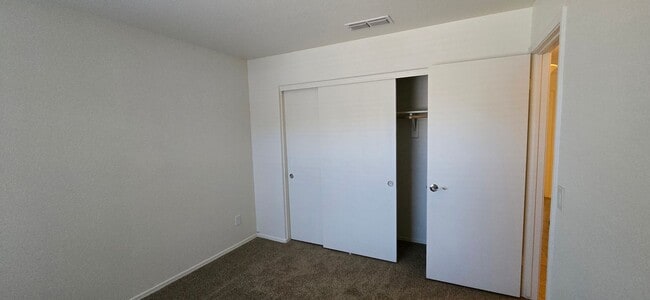 Building Photo - Feels Like Home