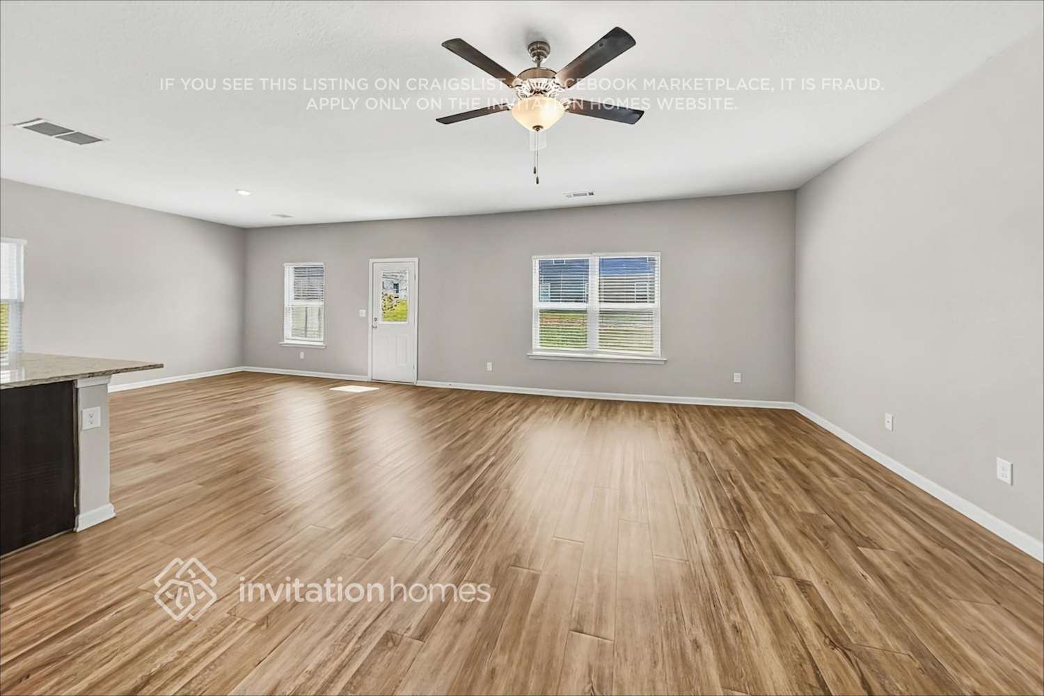 Building Photo - 407 Vermeer Ct