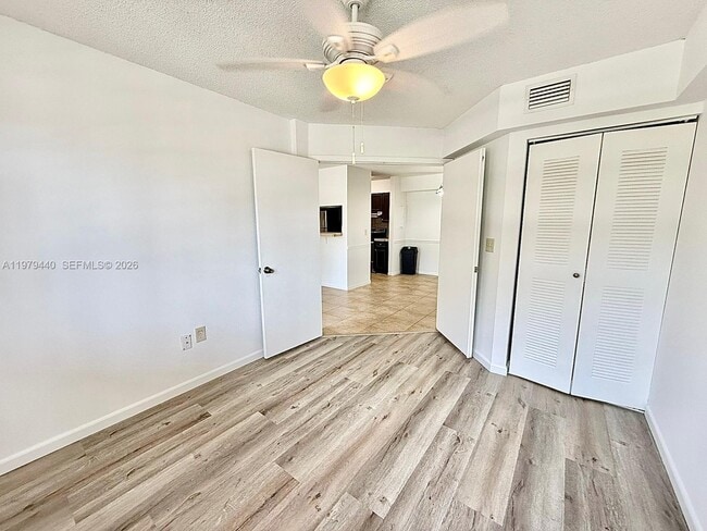 Building Photo - 1727 Village Blvd