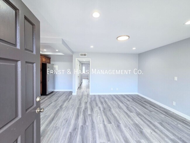 Building Photo - 12526 Cuesta Dr