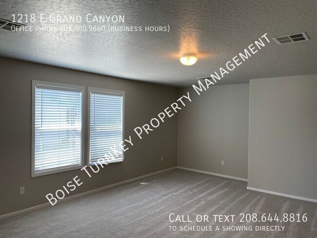 Building Photo - 1218 E Grand Canyon St