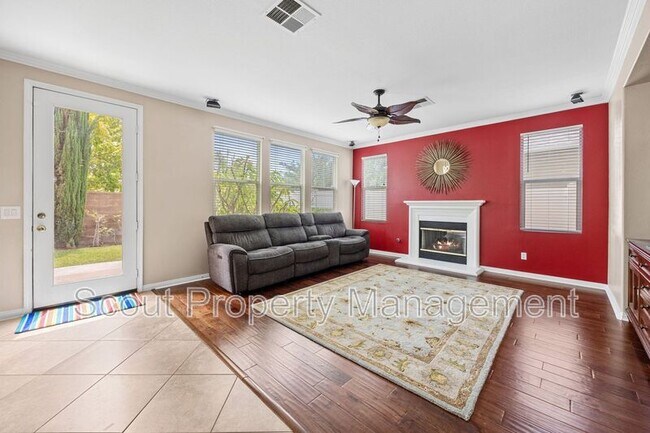 Building Photo - 28851 Springfield Pl