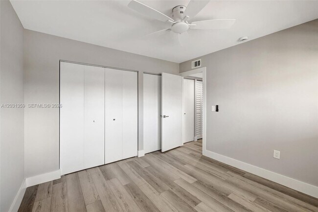 Building Photo - 6800 Royal Palm Blvd