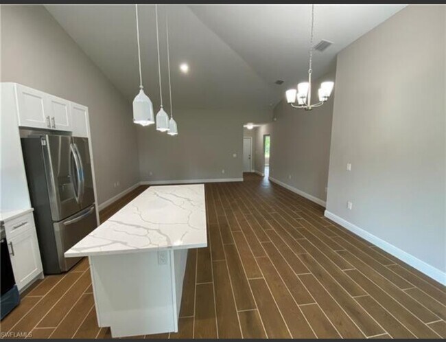 Building Photo - 117 Meadow Rd