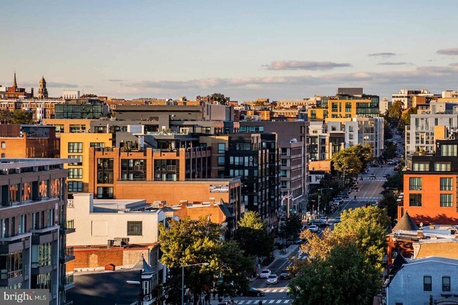 Building Photo - 1357 R St NW