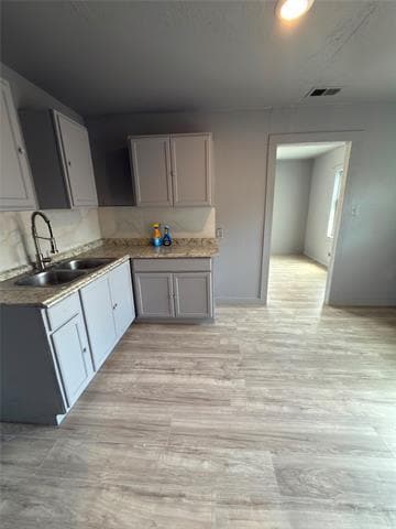 Building Photo - 4805 Collins Ave