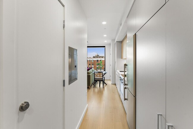 Building Photo - 35 West 2nd Street-SI ID1240286P