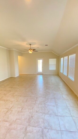 Building Photo - 5002 Naples Grove Ln