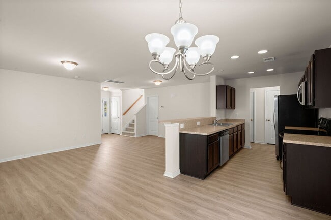 Building Photo - 168 Keaton Brook Dr