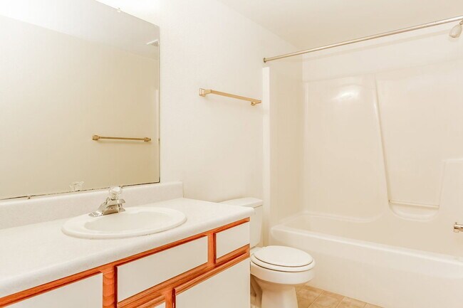 Building Photo - 4477 Lake Michigan Dr