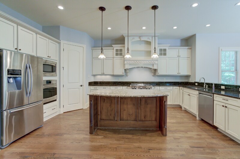 Building Photo - 1407 Idstone Way