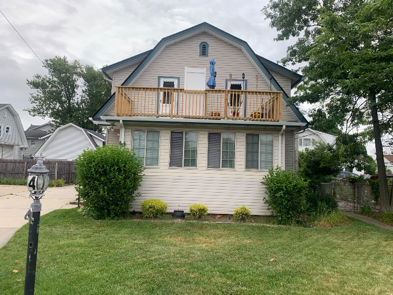 Building Photo - 4 Bay Front Dr