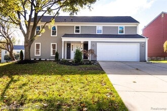 Building Photo - 5485 Hammersmith Dr