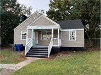 Building Photo - 694 Saxon Ave
