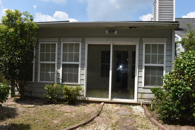 Building Photo - 710 Legacy Ct