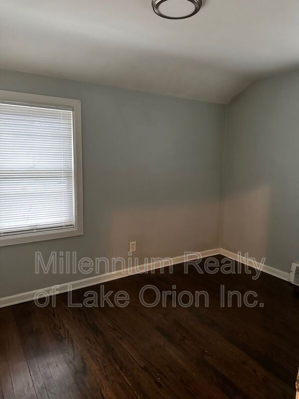 Building Photo - 603 Lenox Ave