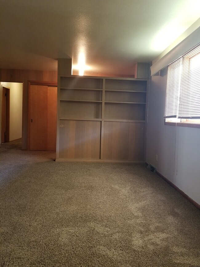 Building Photo - 1111 Wharton Manor Rd