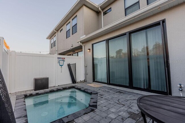 Building Photo - 4742 Terra Esmeralda Dr