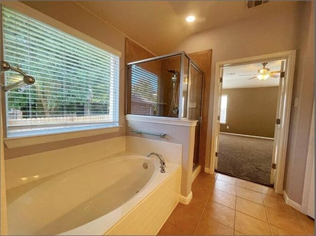 Building Photo - 101 S Gadwall Ln