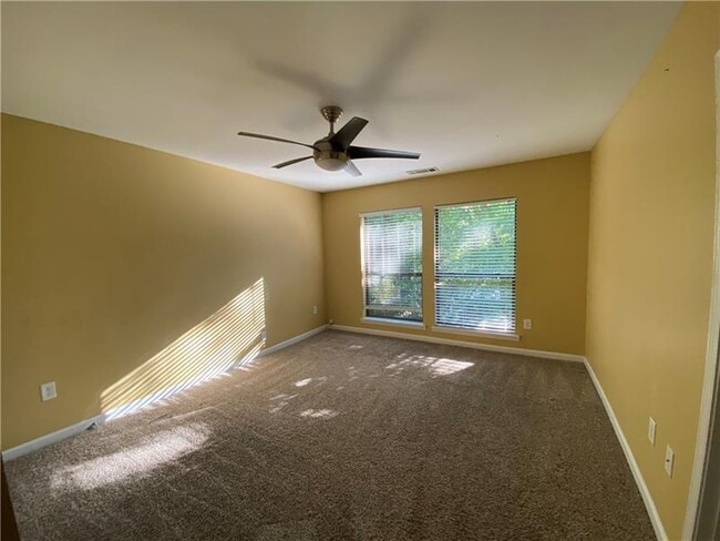 Building Photo - 6448 Appletree Way