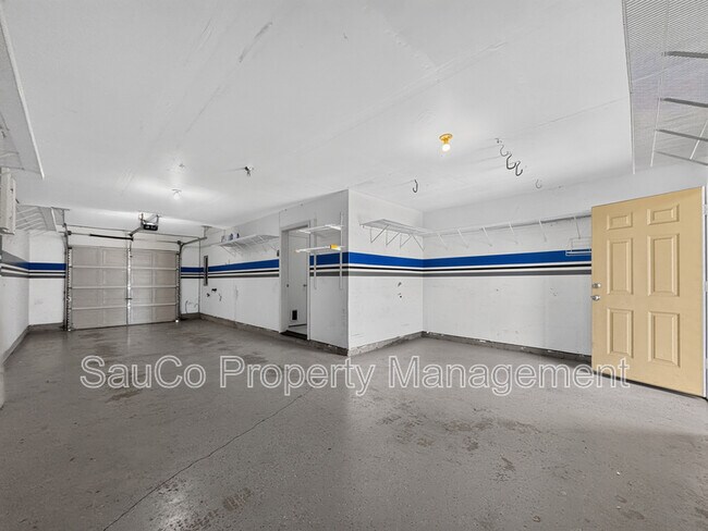 Building Photo - 20715 NW Painted Mountain Dr