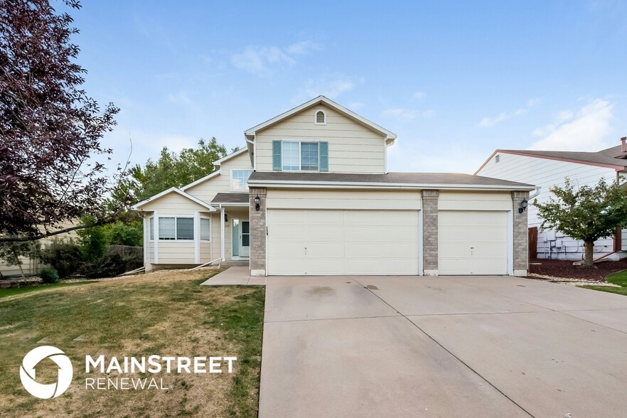 Primary Photo - 2229 S Truckee St