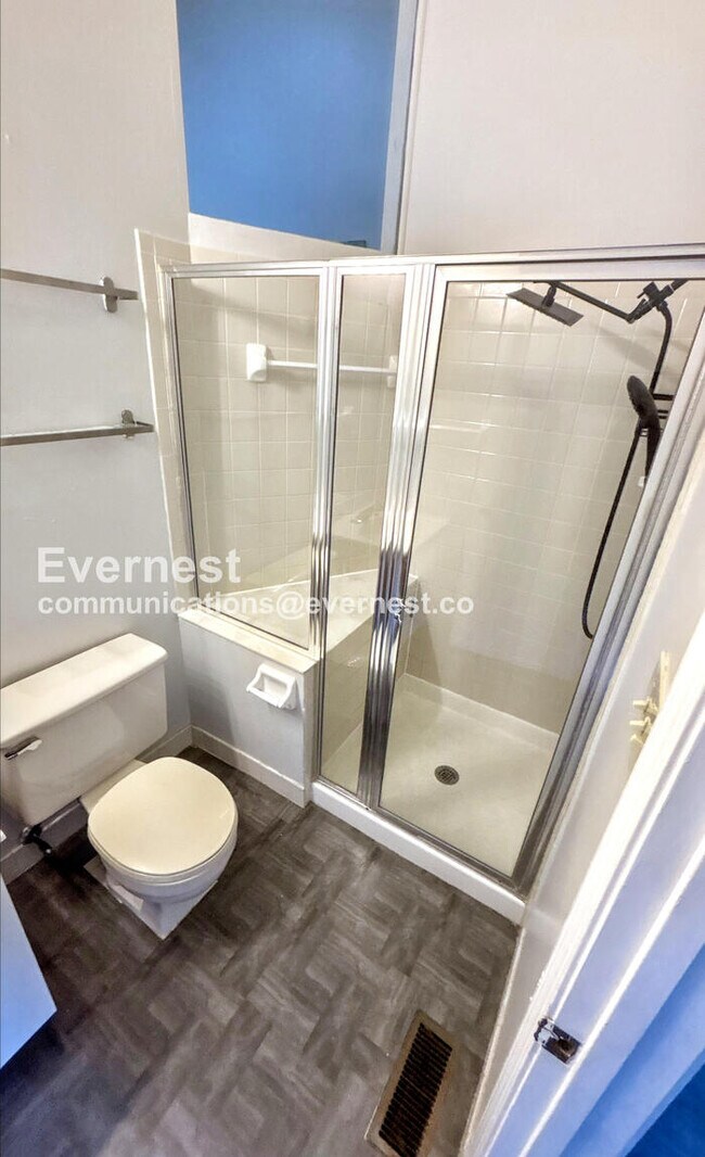 Building Photo - 4376 Maryland Ave