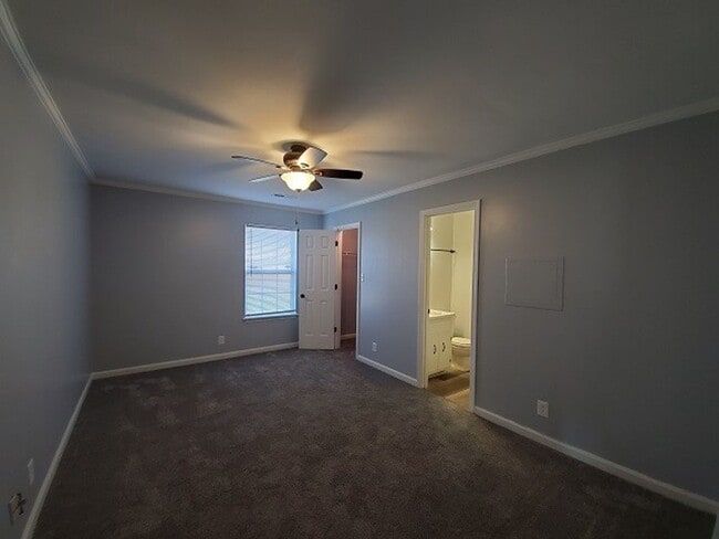 Building Photo - Looking for Cozy Without the Crowd?