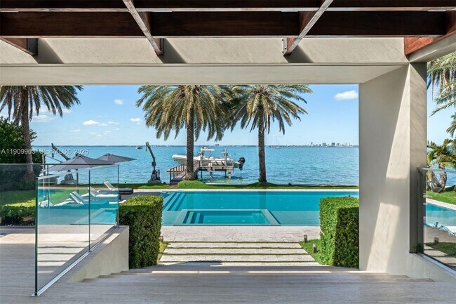 Building Photo - 360 Harbor Dr