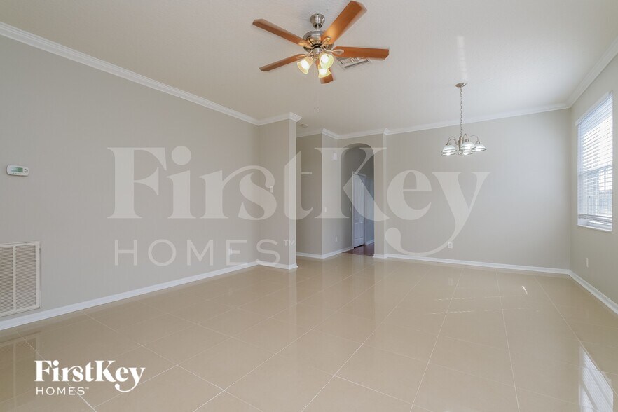 Building Photo - 1320 Brooke View Dr