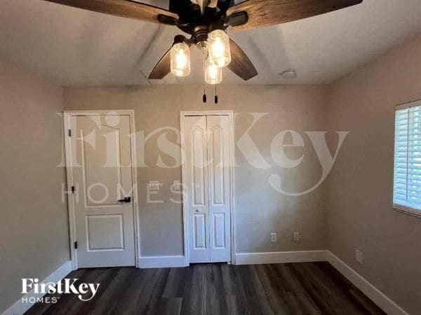 Building Photo - 2670 Denicke St