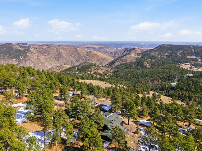 Building Photo - 499 Pine Song Trail