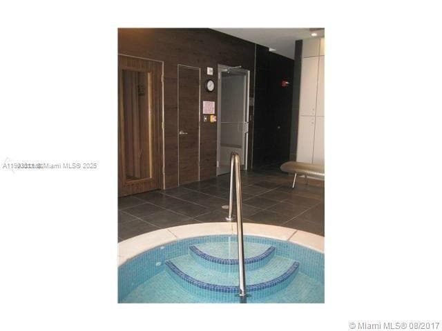 Building Photo - 500 Brickell Ave