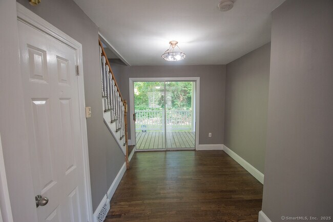 Building Photo - 108 Cortland Cir