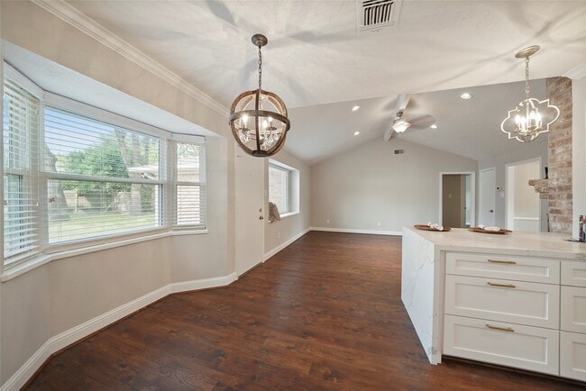Building Photo - 12866 Westmere Dr