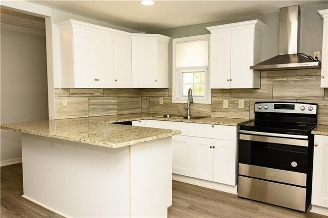 Building Photo - 3 Bedrooms.  2.5 Baths. Luxury Upgrades