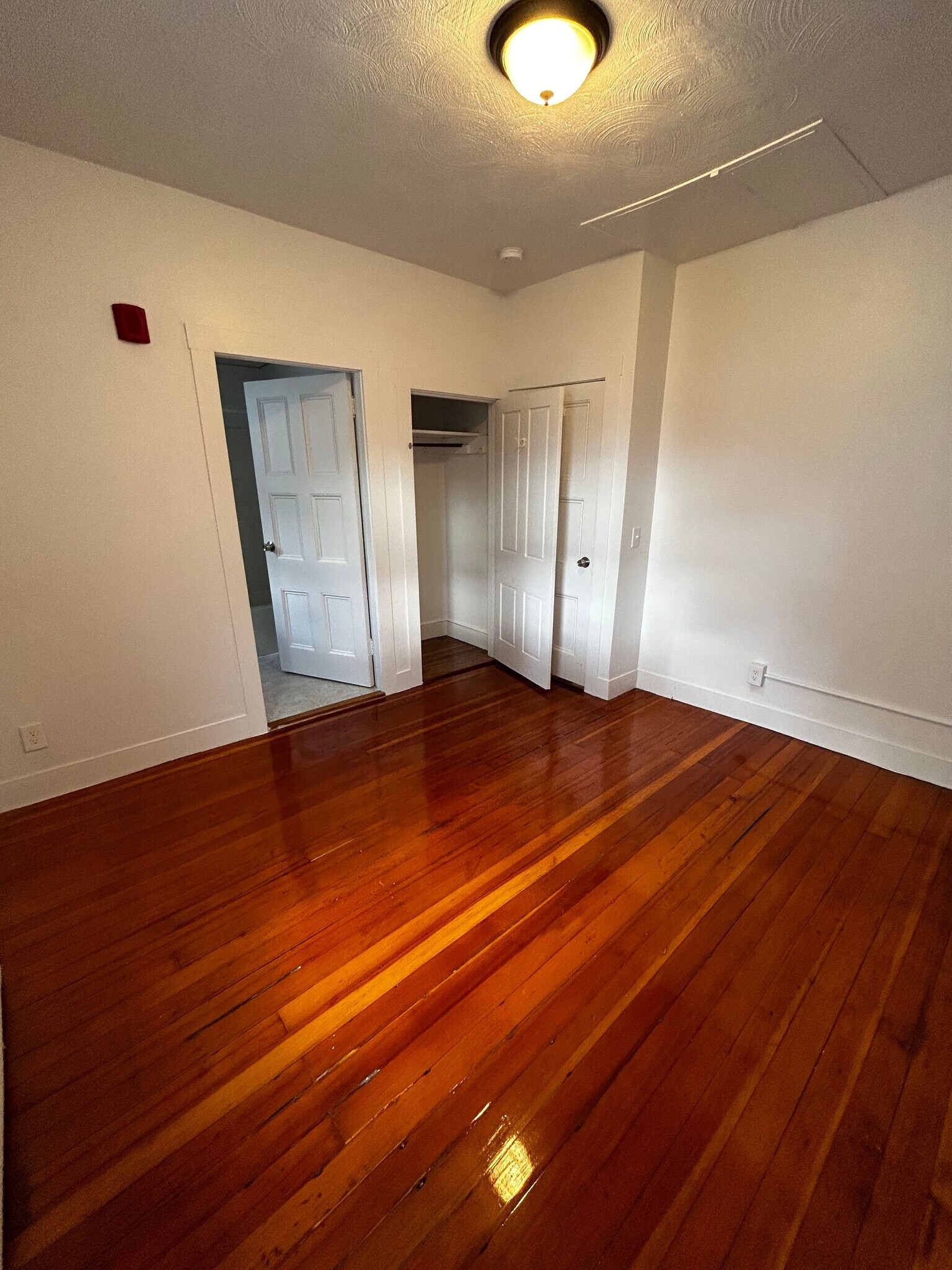 Building Photo - 155C Danielson Pike