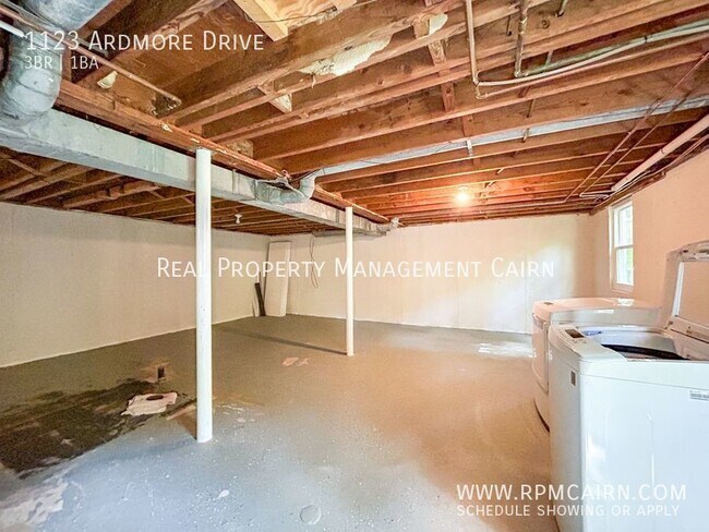 Building Photo - 1123 Ardmore Dr