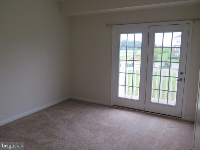 Building Photo - 24634 Johnson Oak Terrace