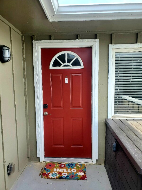 Building Photo - 857 S Van Gordon Ct