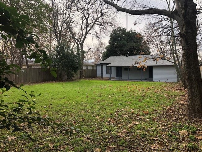Building Photo - 7007 Reese Ln