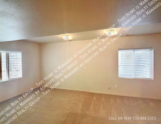 Building Photo - 3314 Castellon Dr