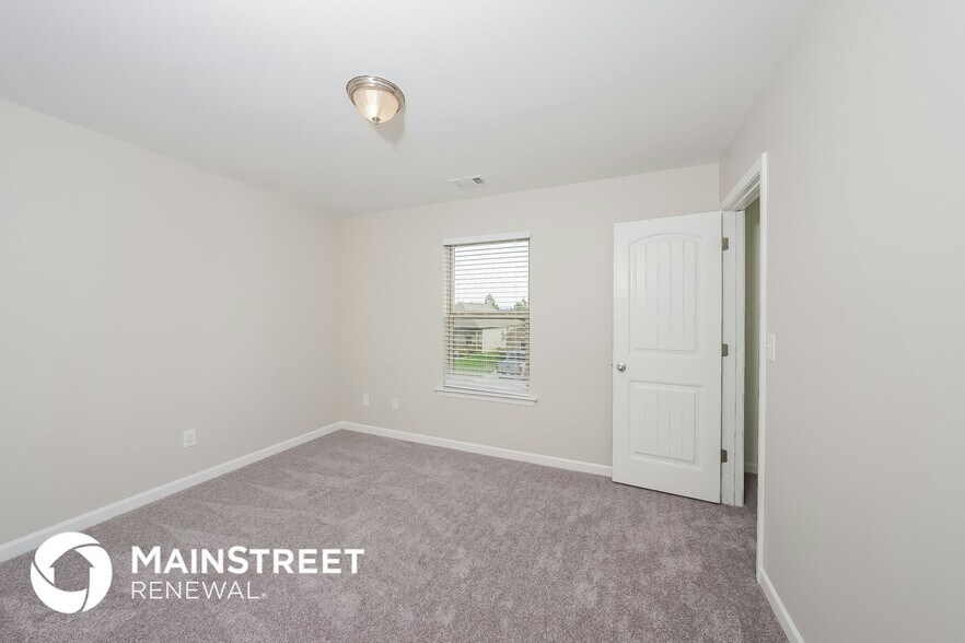 Building Photo - 584 Kincaid Cove Ln