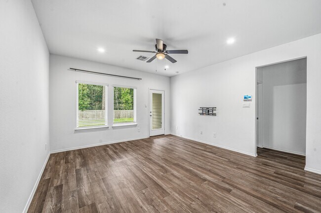 Building Photo - 24122 Juniper Hts Dr
