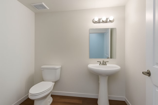 Building Photo - 815 SW 8th St