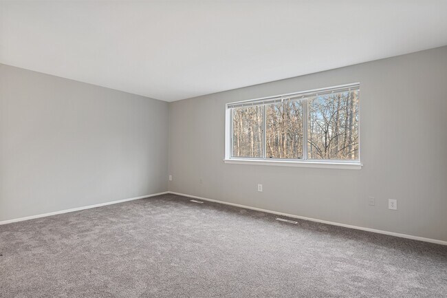 Building Photo - 10661 High Beam Ct
