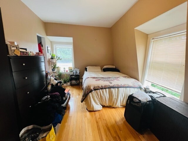 Building Photo - 9 Rice St