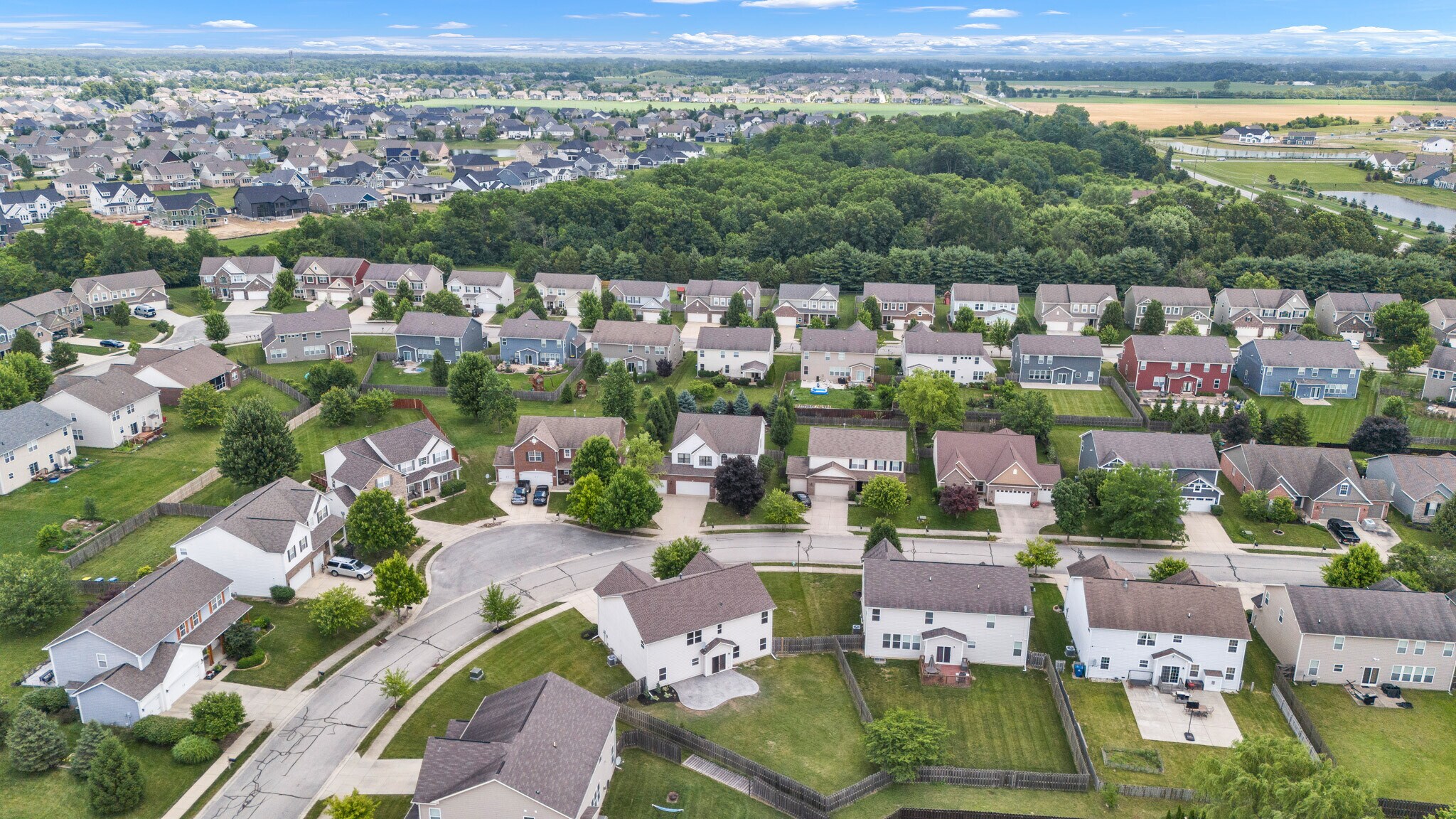 Building Photo - 9724 Brooks Dr