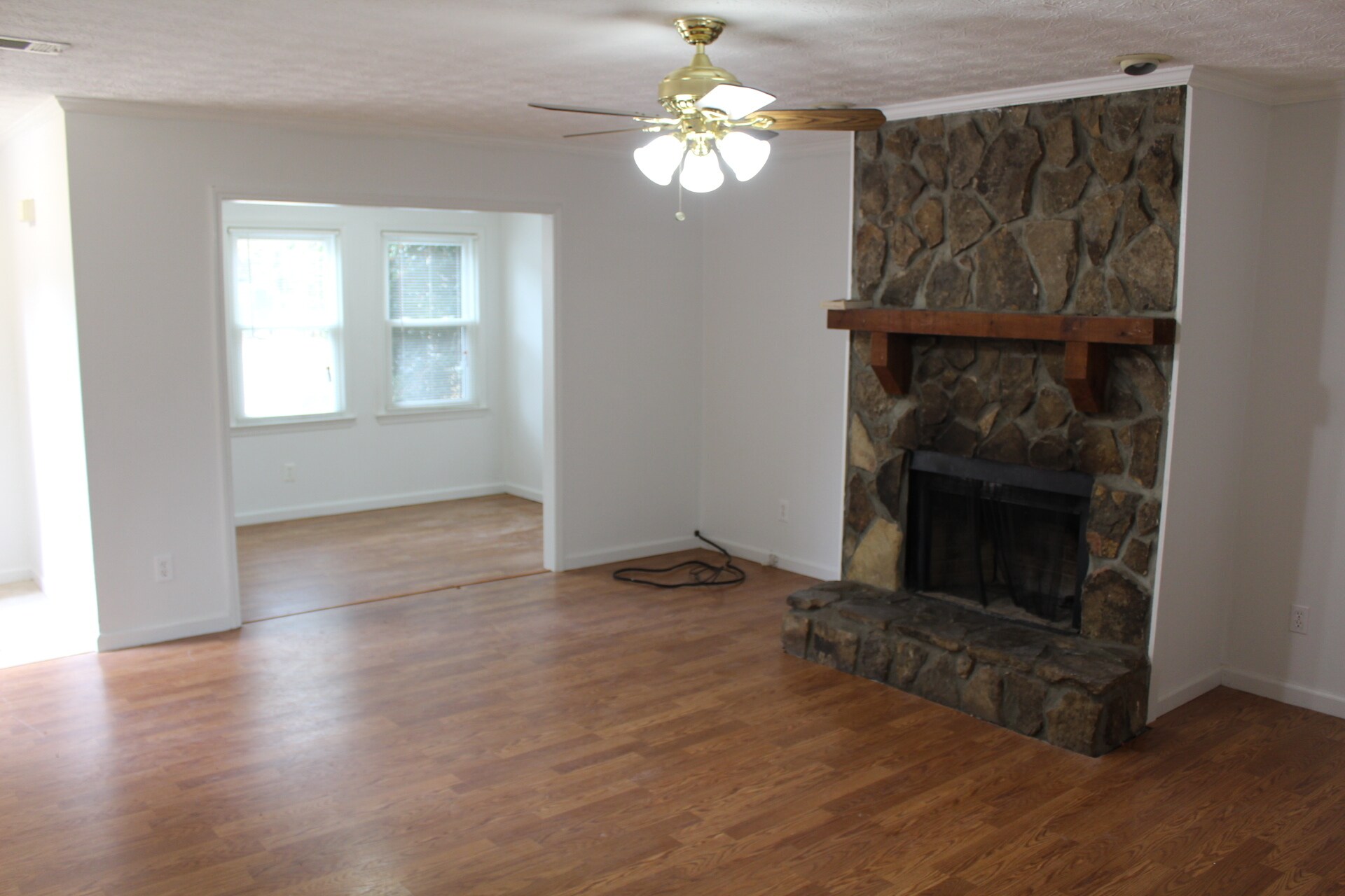 Living room and sun room - 1906 Patterson Cir